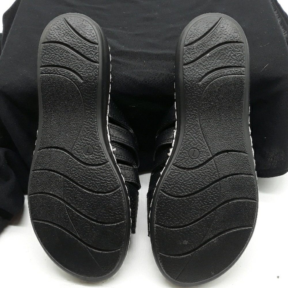 BLACK SANDALS - Picture 3 of 3